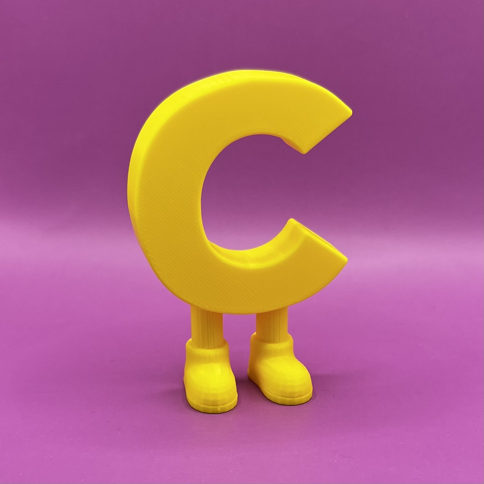 3D printed Letter C with legs